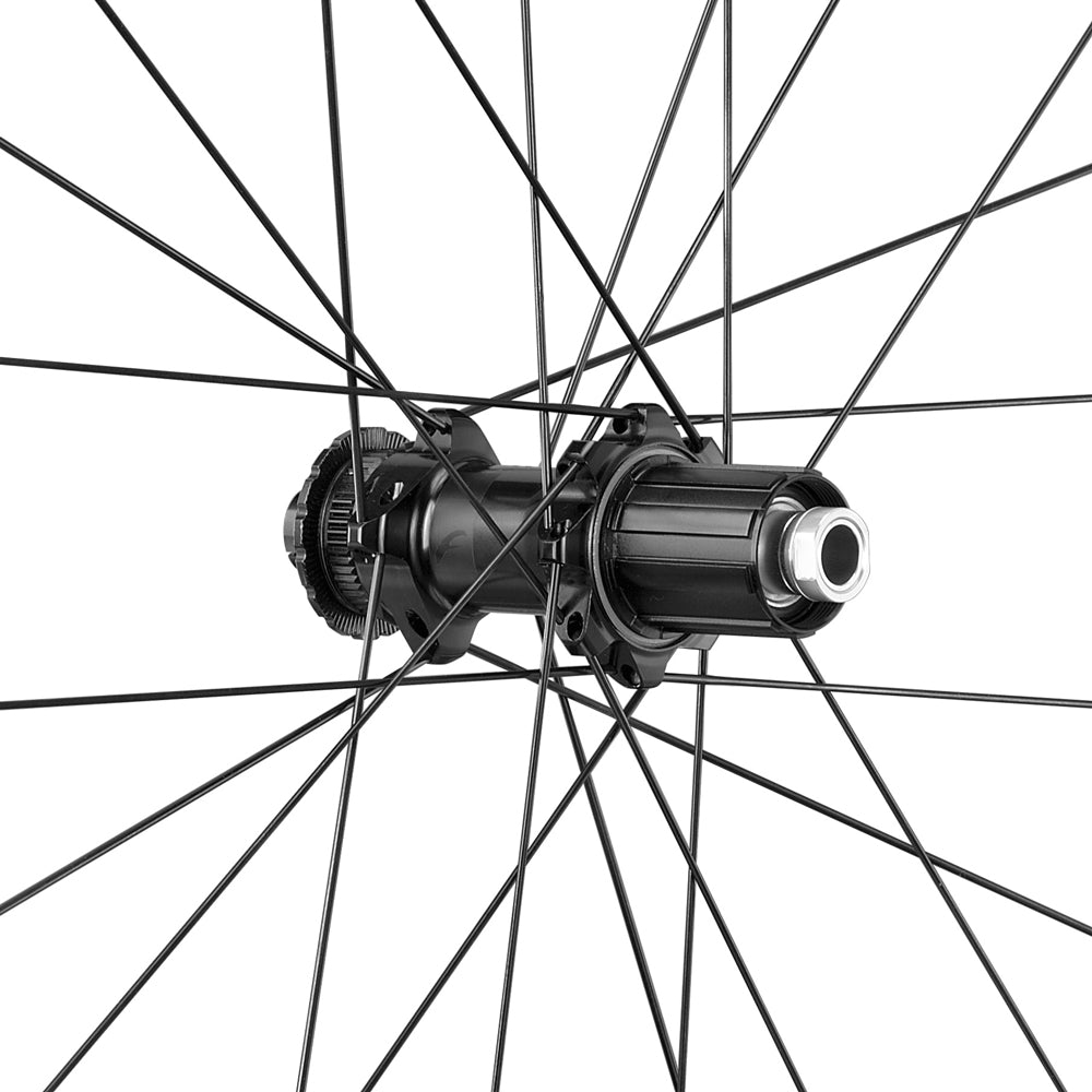 Fulcrum Kiekkopari Soniq 42, HG11 – 42–47mm hiilikuituvanne, Centerlock