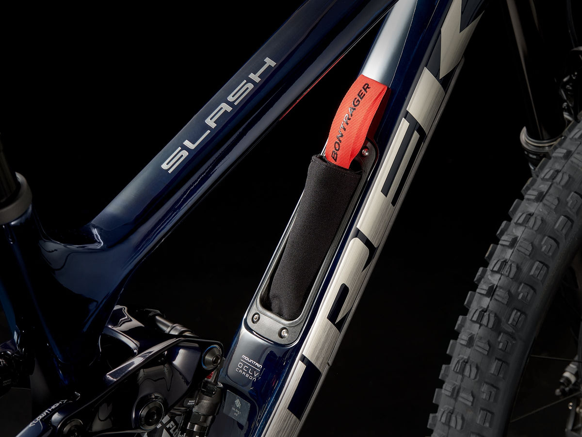 Trek Slash 9.7 Gen 5 L Carbon Blue Smoke/Trek Black