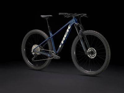 Trek Roscoe 7 jäykkäperäinen maastopyörä